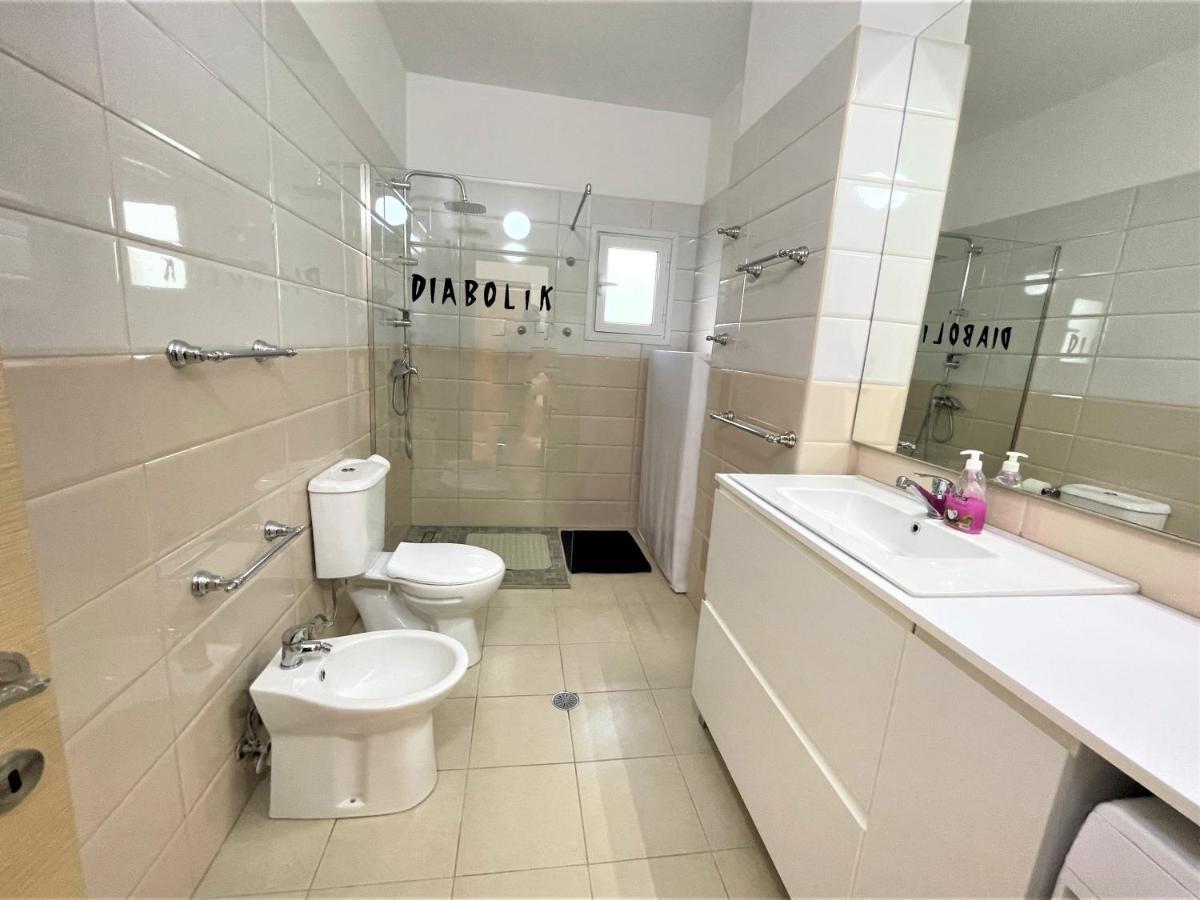 Sky & Sea Viewing Apartment Vlore Exterior photo